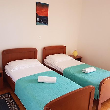 Apartmani Mariela ลาบิน ห้อง รูปภาพ
